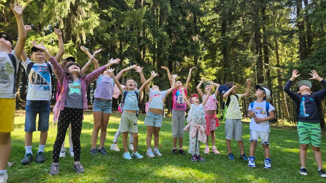 Tabără de vară pentru copii în natură